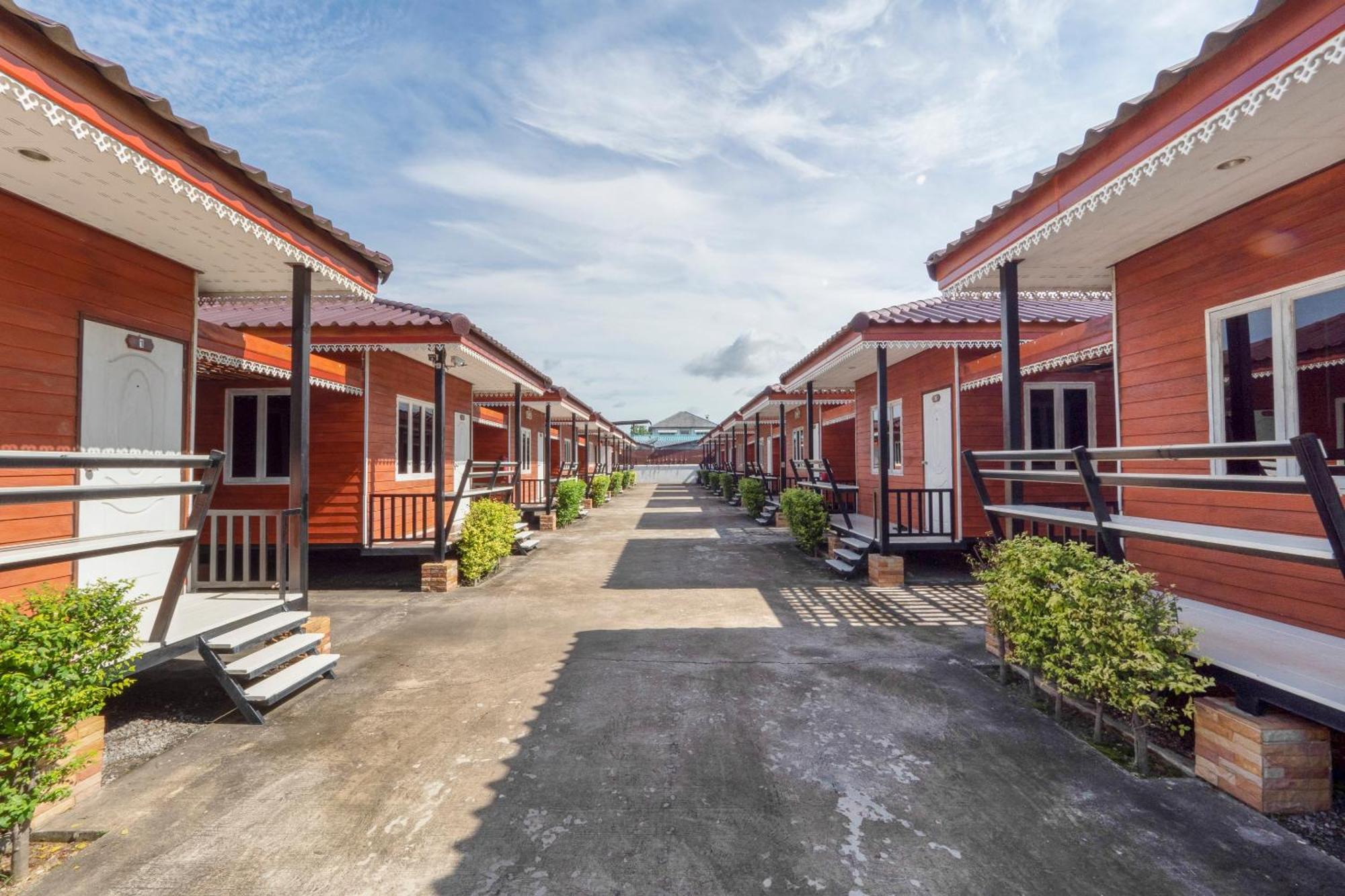 Oyo 1166 Train Way Resort Ban Rai  Екстериор снимка