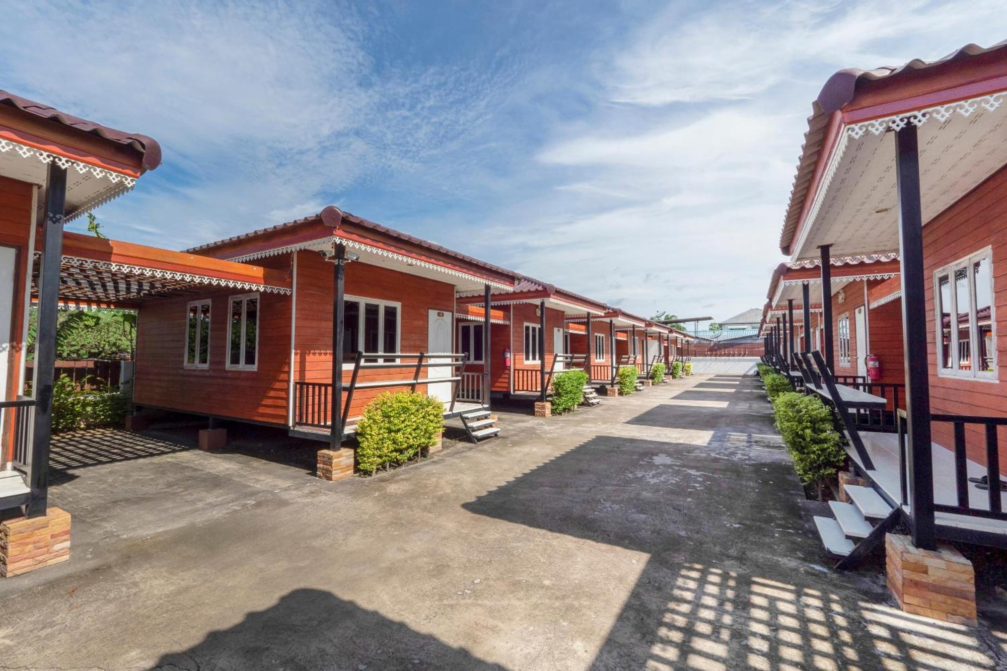 Oyo 1166 Train Way Resort Ban Rai  Екстериор снимка